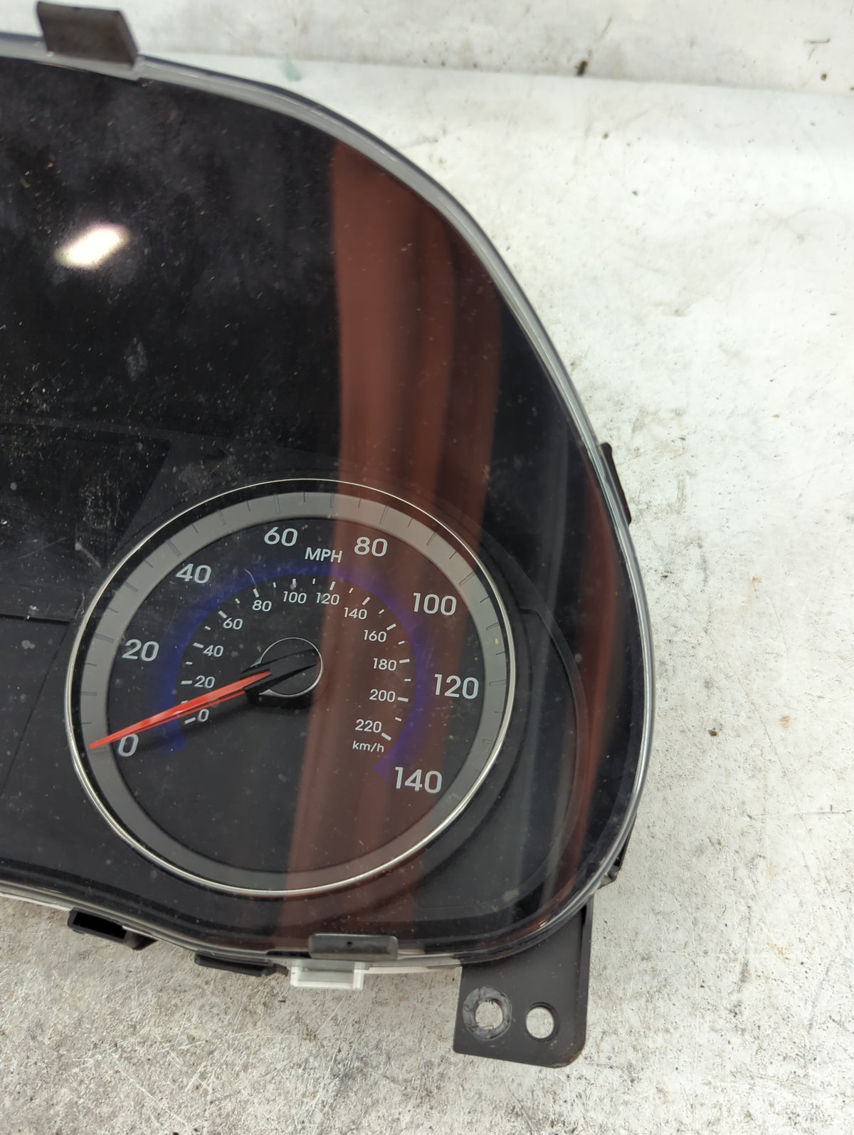 2013-2014 Hyundai Accent Instrument Cluster Speedometer Gauges P/N:94001-1R005 Miles: Fits Fits 2013 2014 OEM Used Auto Part