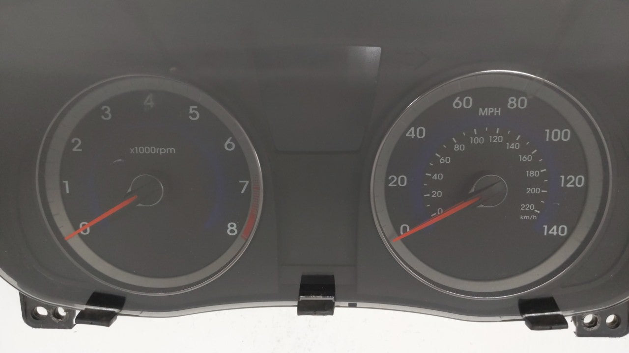 2013-2014 Hyundai Accent Instrument Cluster Speedometer Gauges P/N:94001-1R005 Fits Fits 2013 2014 OEM Used Auto Parts - Oem