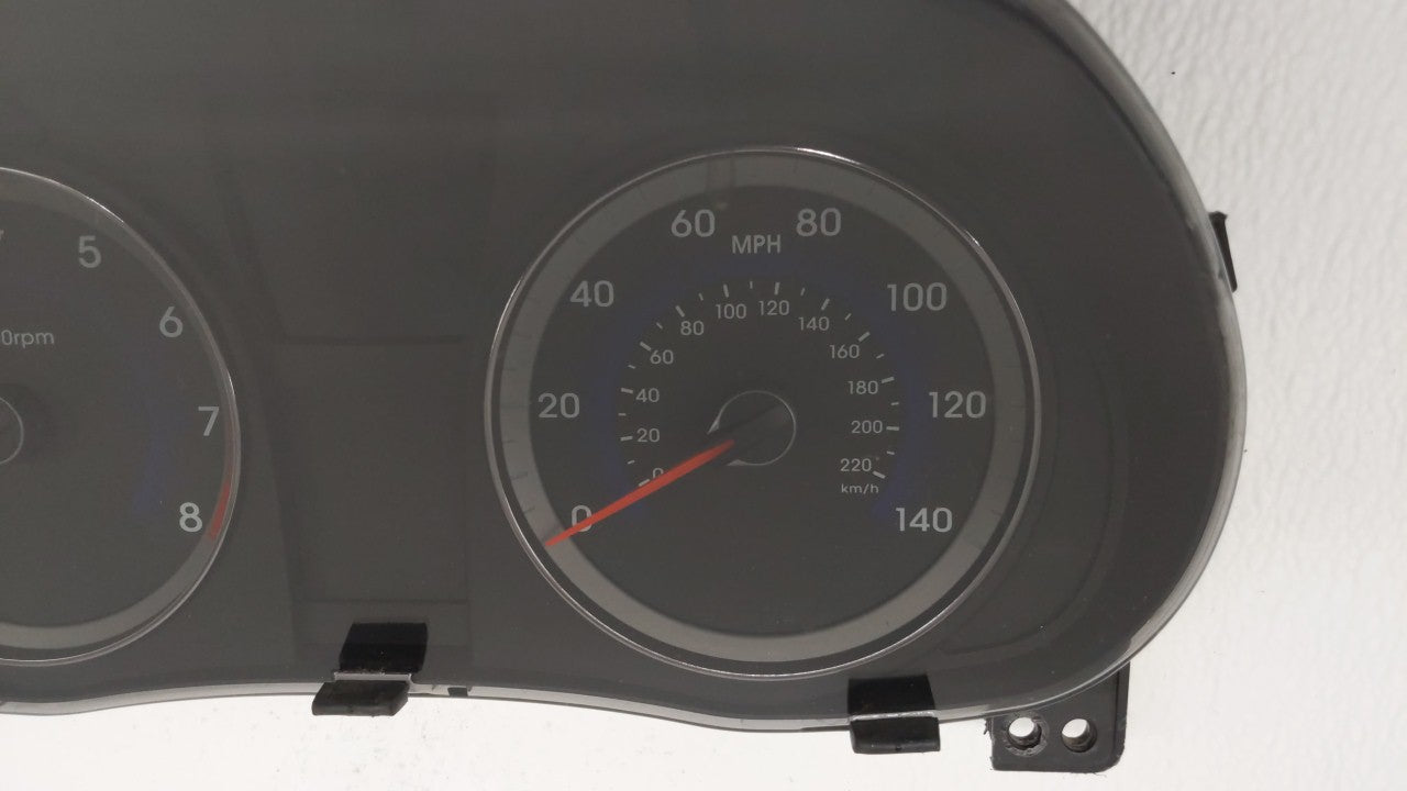 2013-2014 Hyundai Accent Instrument Cluster Speedometer Gauges P/N:94001-1R005 Fits Fits 2013 2014 OEM Used Auto Parts - Oem