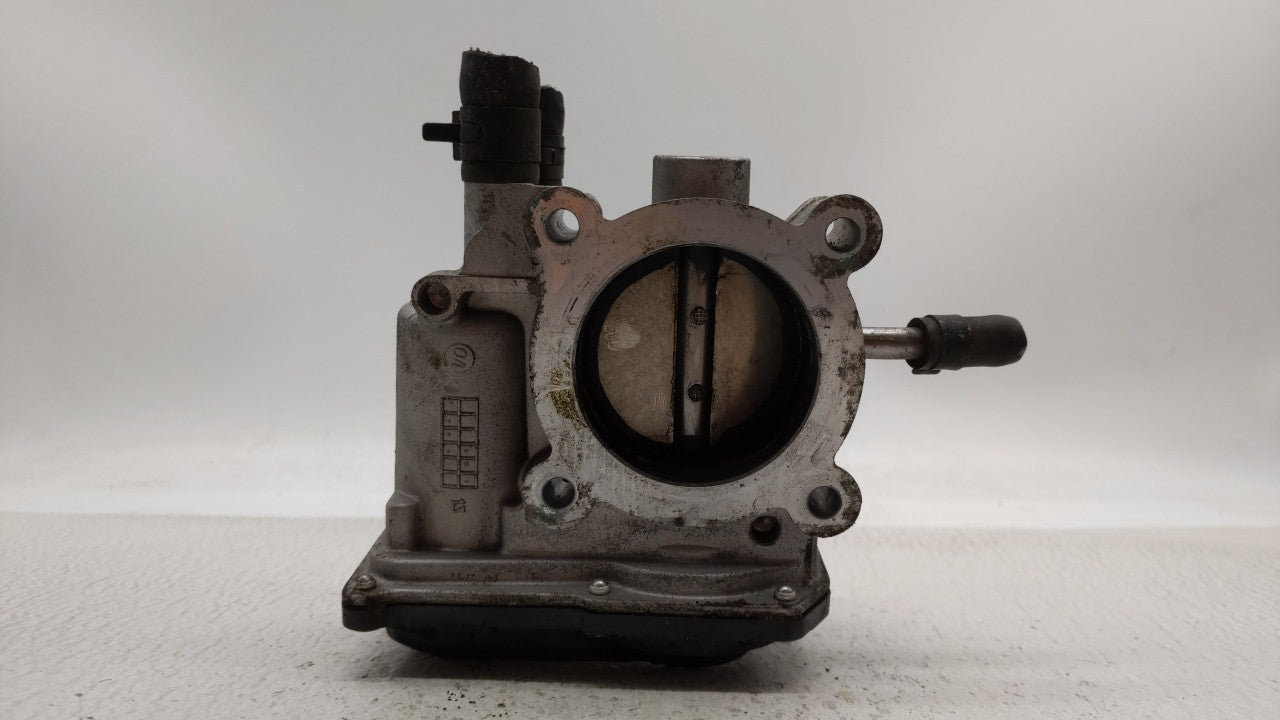 2012-2019 Hyundai Accent Throttle Body P/N:5302-1S02 35100-2B300 Fits Fits 2012 2013 2014 2015 2016 2017 2018 2019 OEM Used 