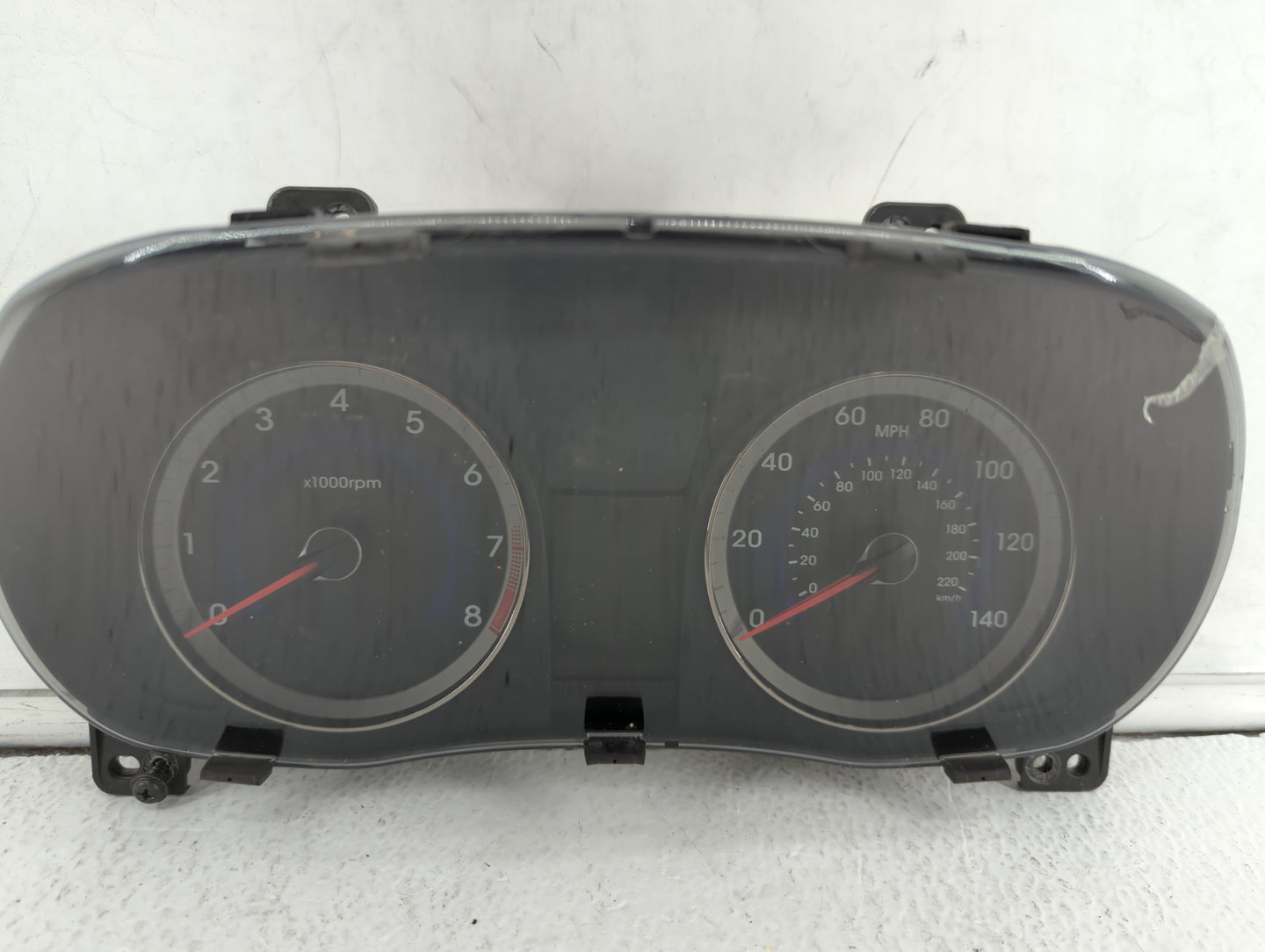 2013-2014 Hyundai Accent Instrument Cluster Speedometer Gauges P/N:94001-1R015 Fits Fits 2013 2014 OEM Used Auto Parts - Oem