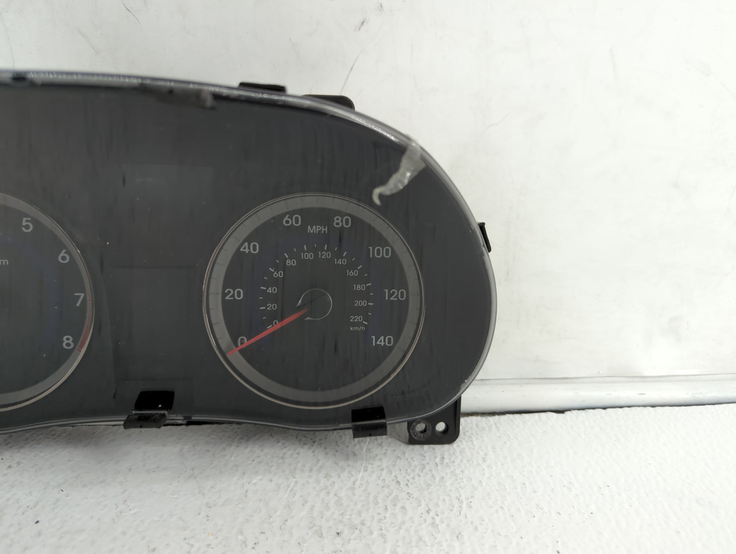 2013-2014 Hyundai Accent Instrument Cluster Speedometer Gauges P/N:94001-1R015 Fits Fits 2013 2014 OEM Used Auto Parts - Oem
