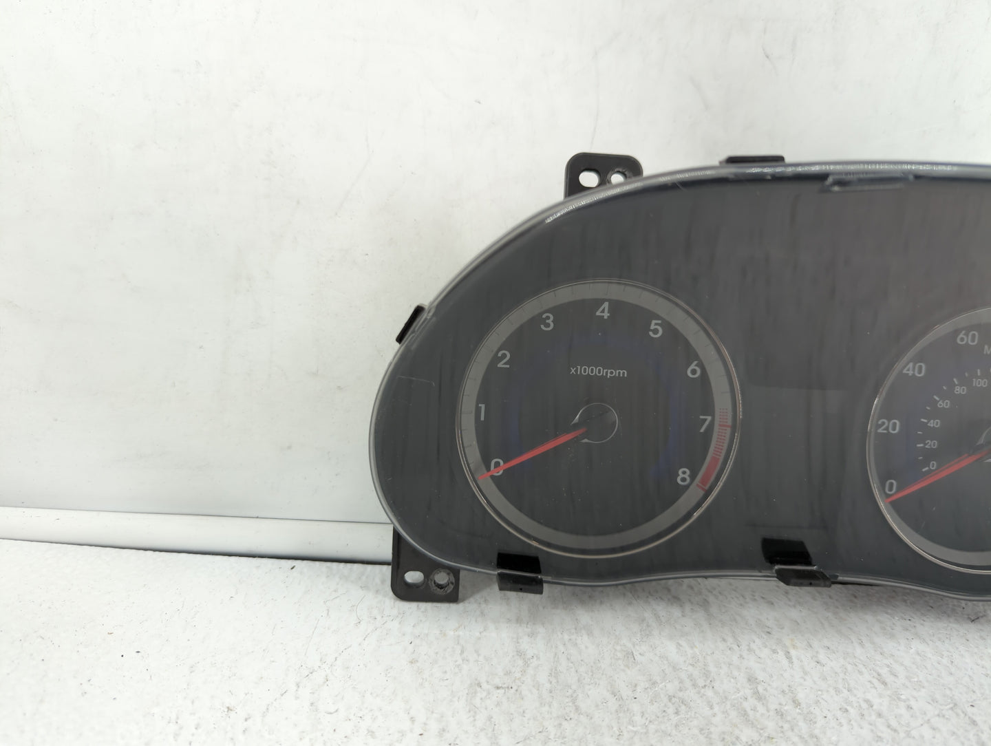 2013-2014 Hyundai Accent Instrument Cluster Speedometer Gauges P/N:94001-1R005 Fits Fits 2013 2014 OEM Used Auto Parts - Oem