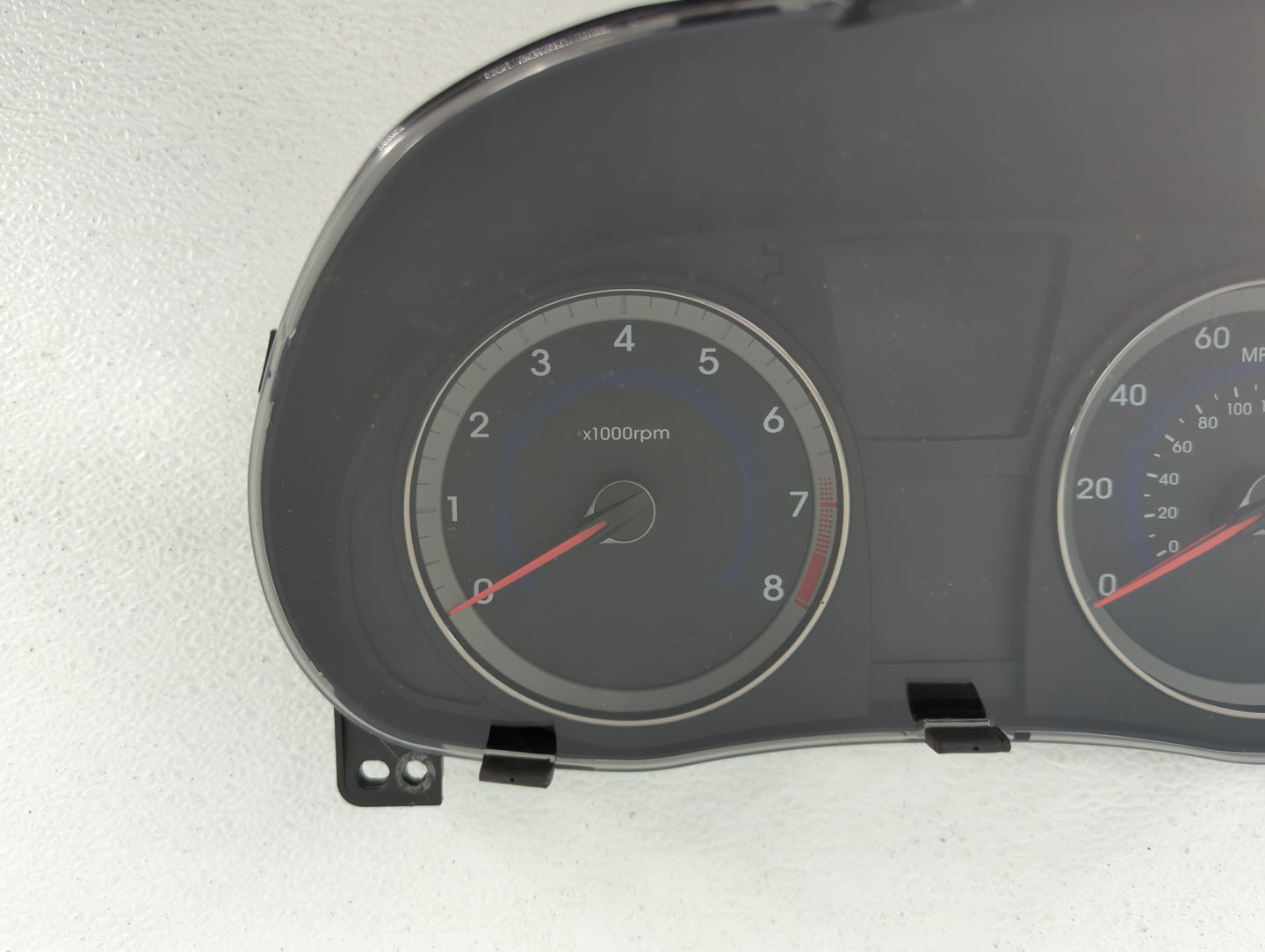 2013-2014 Hyundai Accent Instrument Cluster Speedometer Gauges P/N:94001-1R005 Fits Fits 2013 2014 OEM Used Auto Parts - Oem