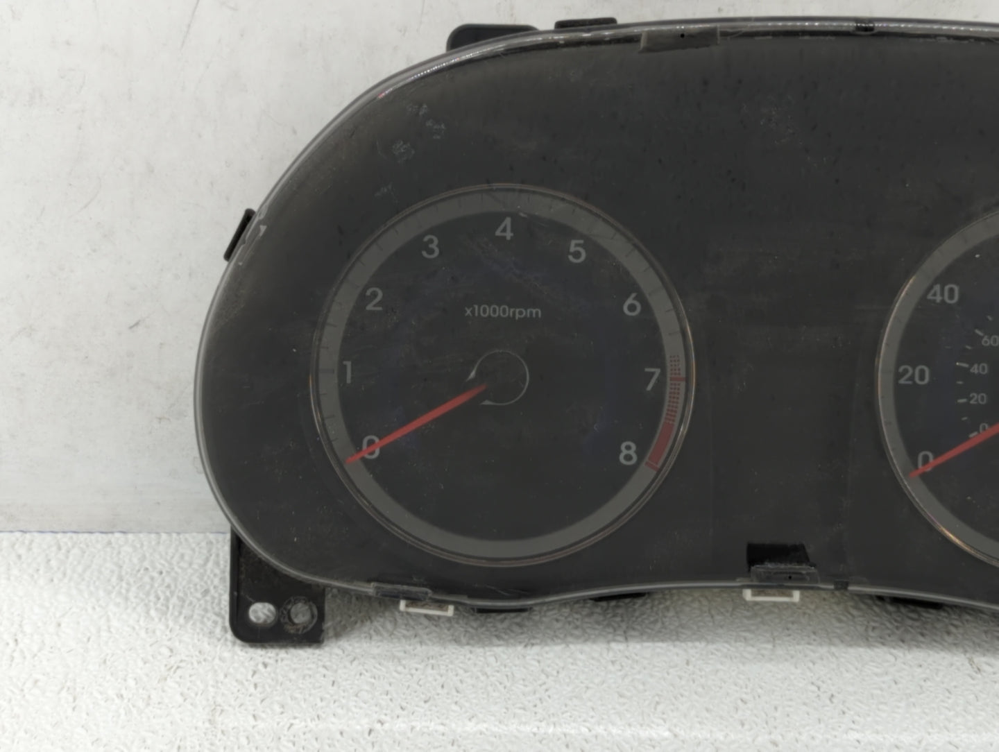 2013-2014 Hyundai Accent Instrument Cluster Speedometer Gauges P/N:94001-1R005 Fits Fits 2013 2014 OEM Used Auto Parts - Oem
