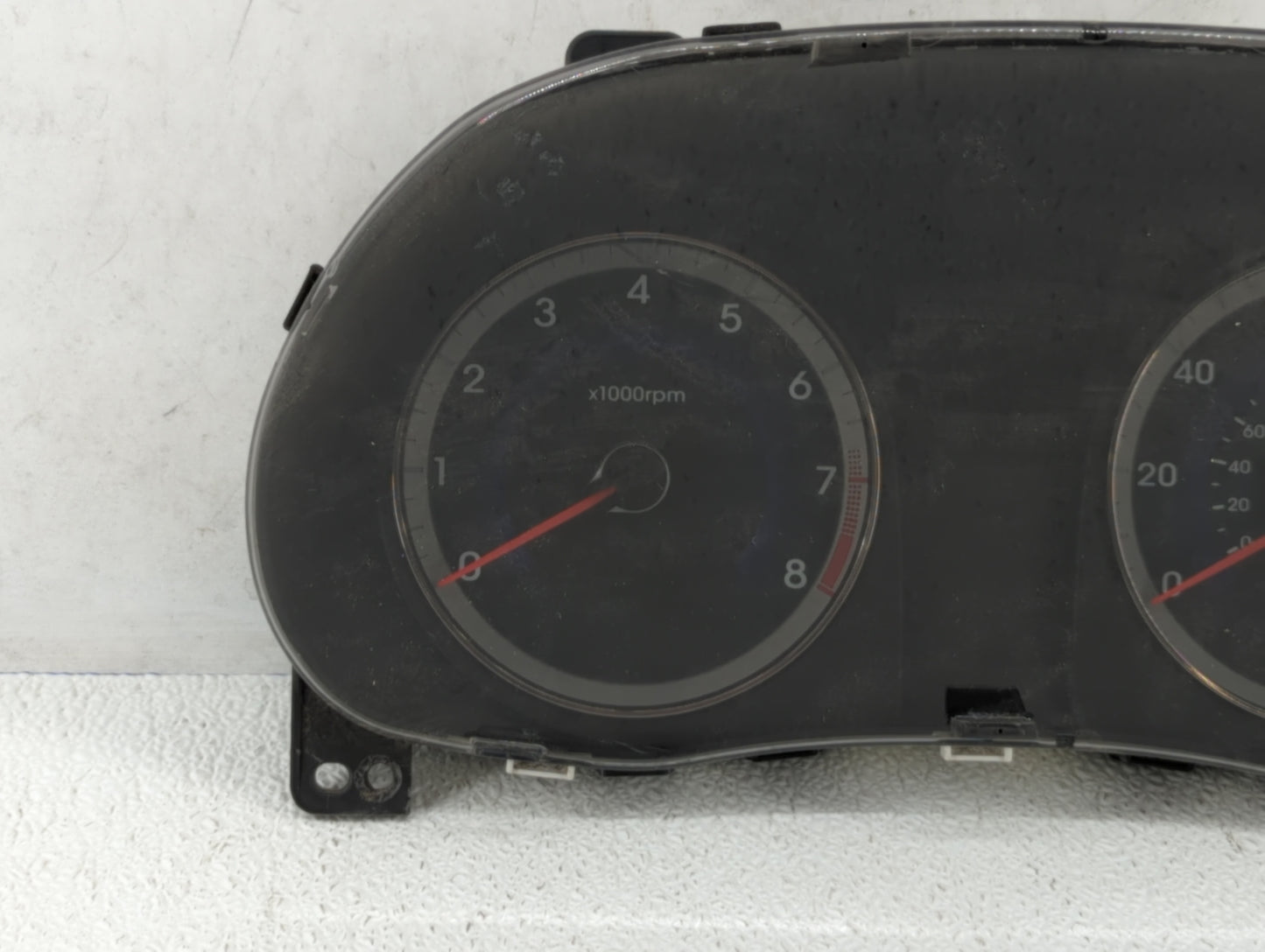 2013-2014 Hyundai Accent Instrument Cluster Speedometer Gauges P/N:94001-1R005 Fits Fits 2013 2014 OEM Used Auto Parts - Oem