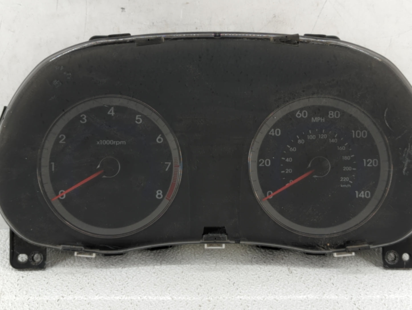 2013-2014 Hyundai Accent Instrument Cluster Speedometer Gauges P/N:94001-1R005 Fits Fits 2013 2014 OEM Used Auto Parts - Oem