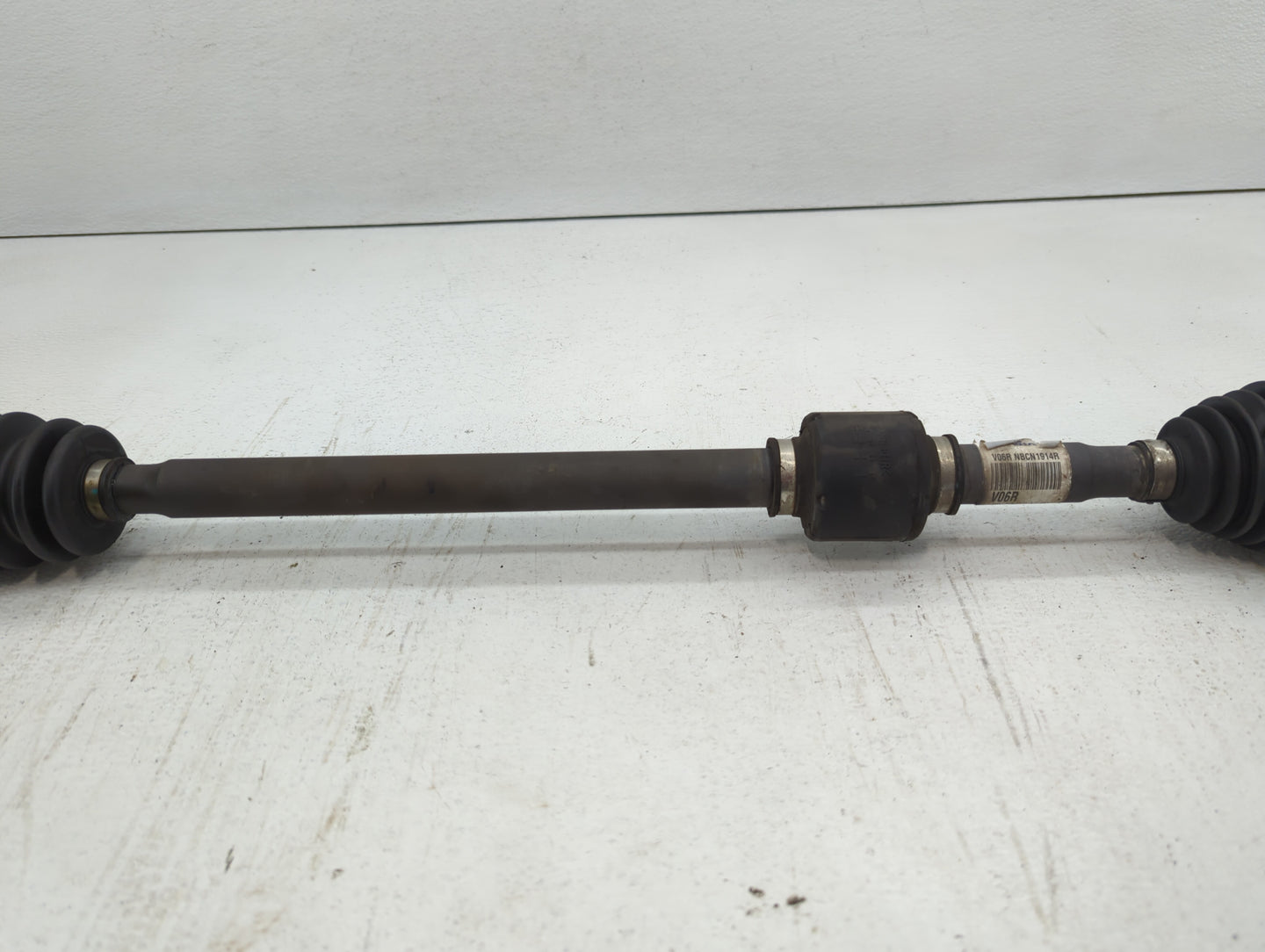 2012-2017 Hyundai Accent Axle Shaft Front Passenger Cv C/v - Oemusedautoparts1.com