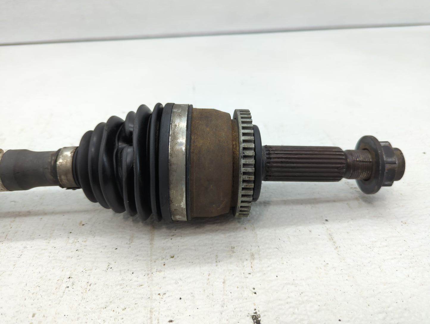 2012-2017 Hyundai Accent Axle Shaft Front Passenger Cv C/v - Oemusedautoparts1.com