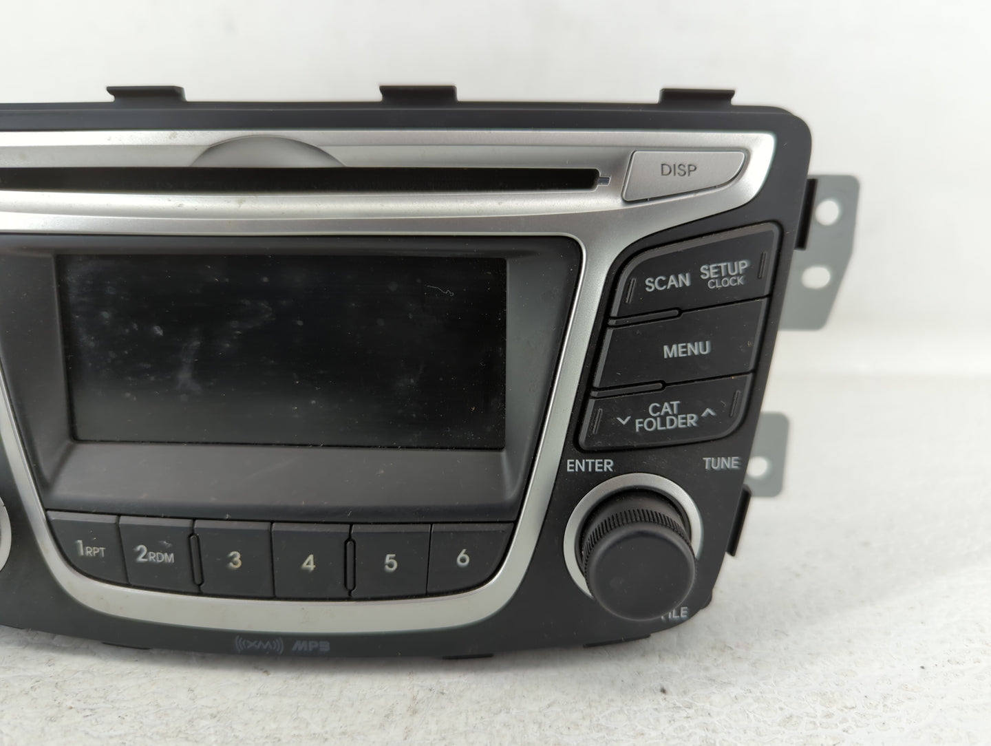 2014-2014 Hyundai Accent Am Fm Cd Player Radio Receiver - Oemusedautoparts1.com