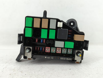 2013-2014 Hyundai Accent Fusebox Fuse Box Panel Relay Module P/N:91220-1R767 91220-1R707, 91220-1R627 Fits Fits 2013 2014 OEM Used Auto Parts