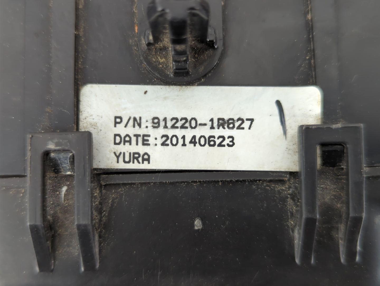 2013-2014 Hyundai Accent Fusebox Fuse Box Panel Relay Module P/N:91220-1R627 91220-1R767, 91220-1R707 Fits Fits 2013 2014 OE