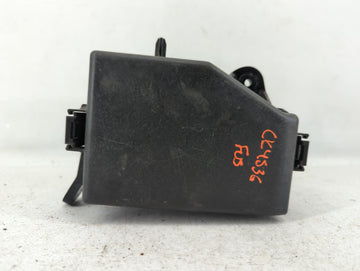 2013-2014 Hyundai Accent Fusebox Fuse Box Panel Relay Module P/N:91420-1R761 Fits Fits 2013 2014 OEM Used Auto Parts - Oemus