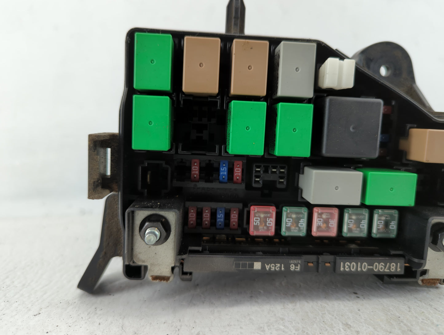 2013-2014 Hyundai Accent Fusebox Fuse Box Panel Relay Module P/N:91220-1R617 Fits Fits 2013 2014 OEM Used Auto Parts - Oemus