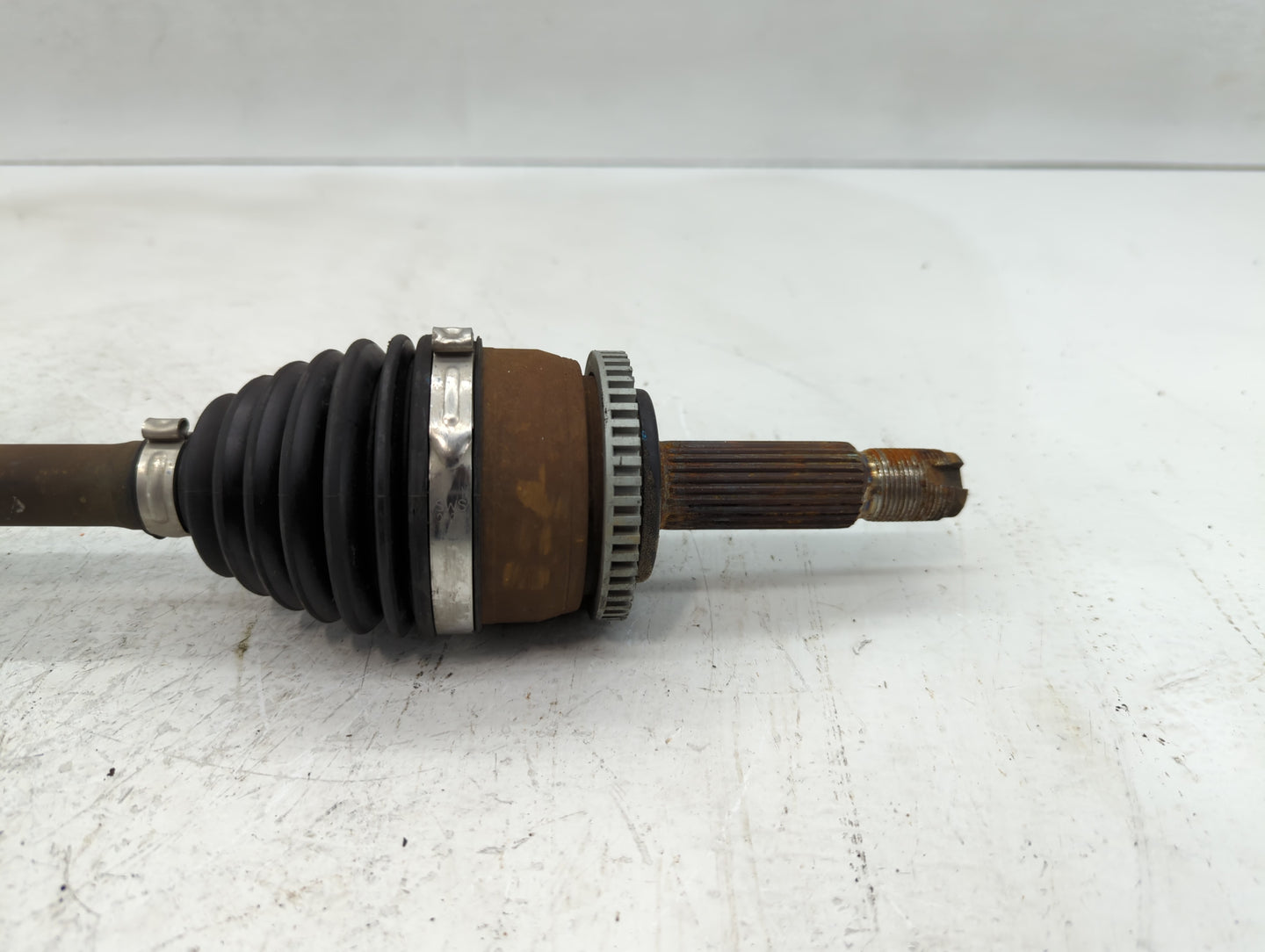 2012-2017 Hyundai Accent Axle Shaft Front Driver Cv C/v - Oemusedautoparts1.com