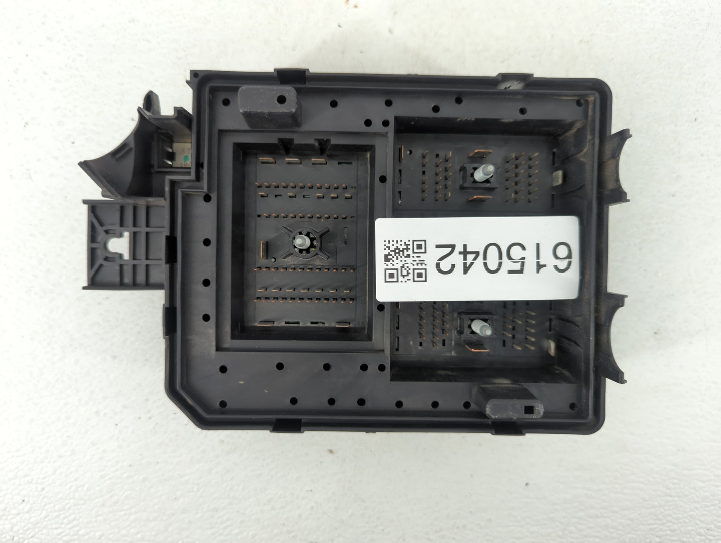 2014 Hyundai Accent Fusebox Fuse Box Panel Relay Module P/N:95131331 A37 Fits OEM Used Auto Parts - Oemusedautoparts1.com