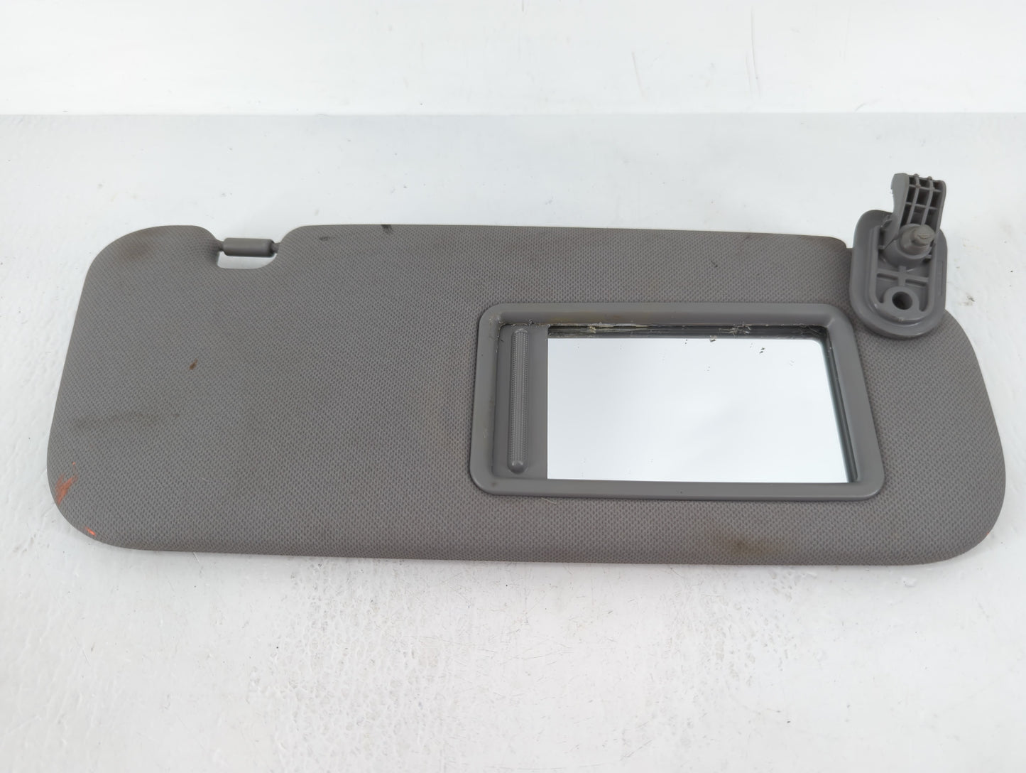 2014-2017 Hyundai Accent Sun Visor Shade Replacement Passenger Right Mirror Fits Fits 2014 2015 2016 2017 OEM Used Auto Part