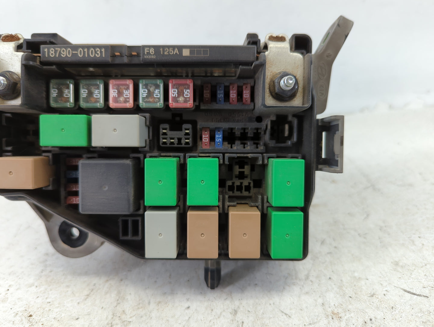 2013-2014 Hyundai Accent Fusebox Fuse Box Panel Relay Module P/N:912201R707 15416-007 Fits Fits 2013 2014 OEM Used Auto Part