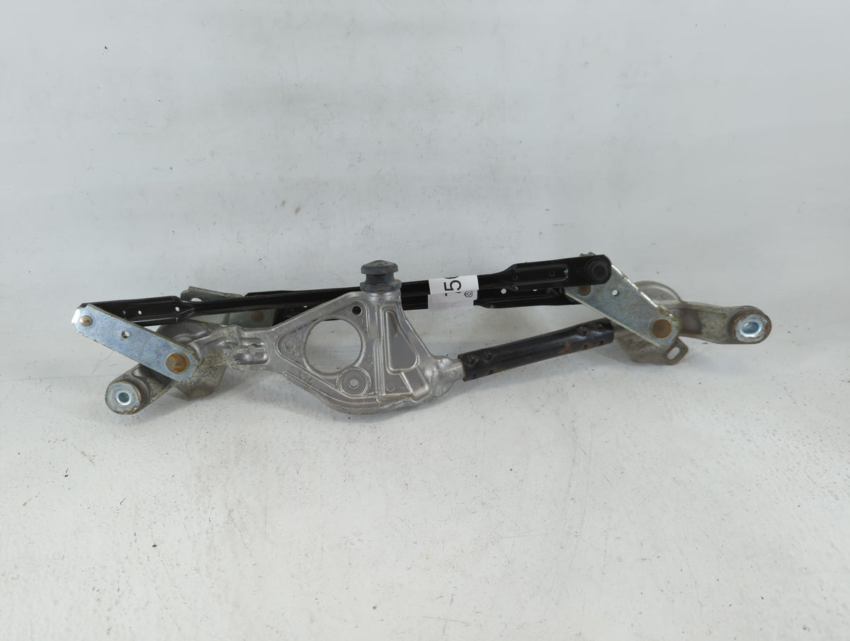 2014 Hyundai Accent Front Windshield Wiper Motor Fits OEM Used Auto Parts - Oemusedautoparts1.com