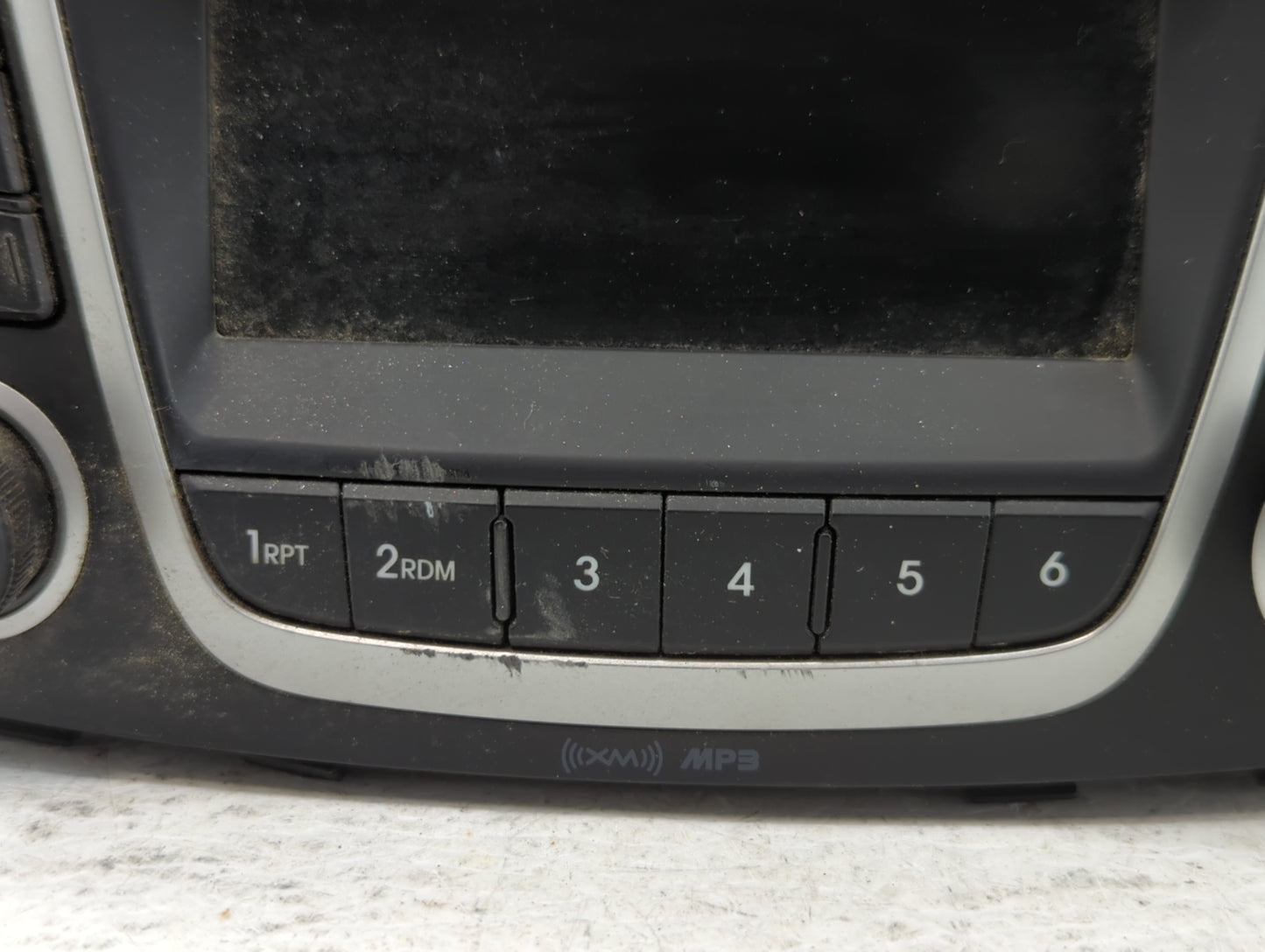 2014 Hyundai Accent Radio AM FM Cd Player Receiver Replacement P/N:96170-1R1104X Fits OEM Used Auto Parts - Oemusedautoparts