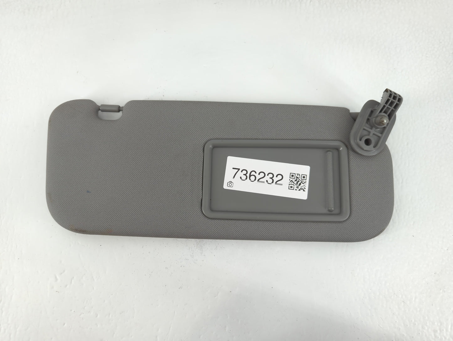 2014-2017 Hyundai Accent Sun Visor Shade Replacement Passenger Right Mirror Fits Fits 2014 2015 2016 2017 OEM Used Auto Part