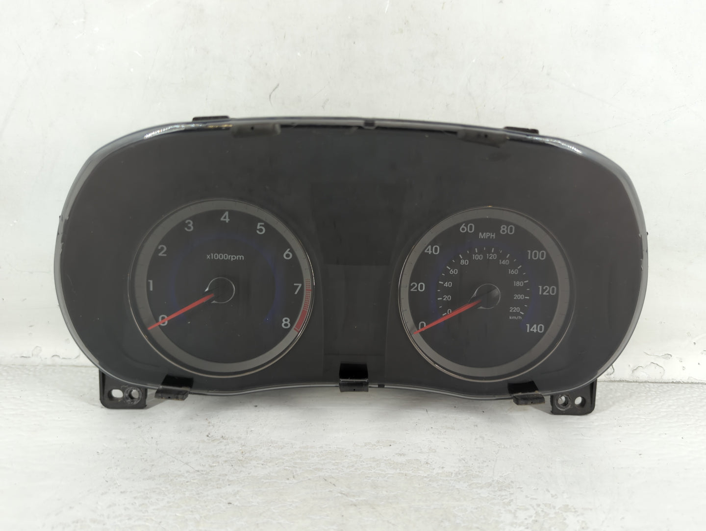 2013-2014 Hyundai Accent Instrument Cluster Speedometer Gauges P/N:94001-1R015 Fits Fits 2013 2014 OEM Used Auto Parts - Oem