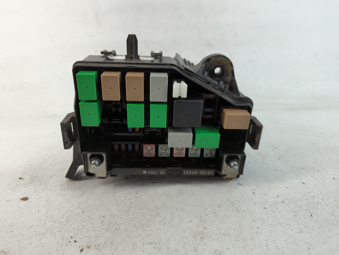 2013-2014 Hyundai Accent Fusebox Fuse Box Panel Relay Module P/N:91220-1R617 Fits Fits 2013 2014 OEM Used Auto Parts - Oemus