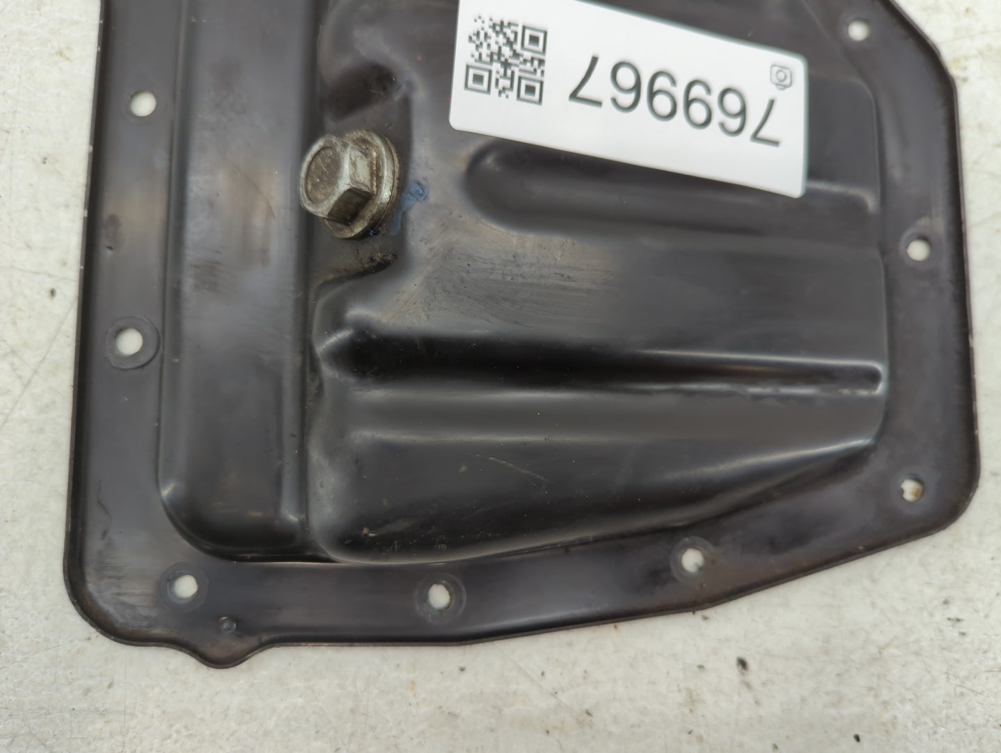 2012-2019 Hyundai Accent Engine Oil Pan P/N:1403114401 Fits Fits 2010 2011 2012 2013 2014 2015 2016 2017 2018 2019 OEM Used 