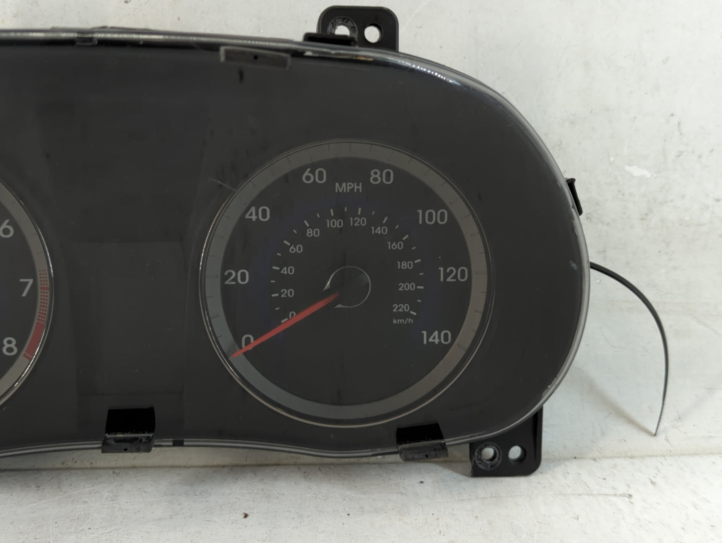 2013-2014 Hyundai Accent Instrument Cluster Speedometer Gauges P/N:94001-1R015 Fits Fits 2013 2014 OEM Used Auto Parts - Oem
