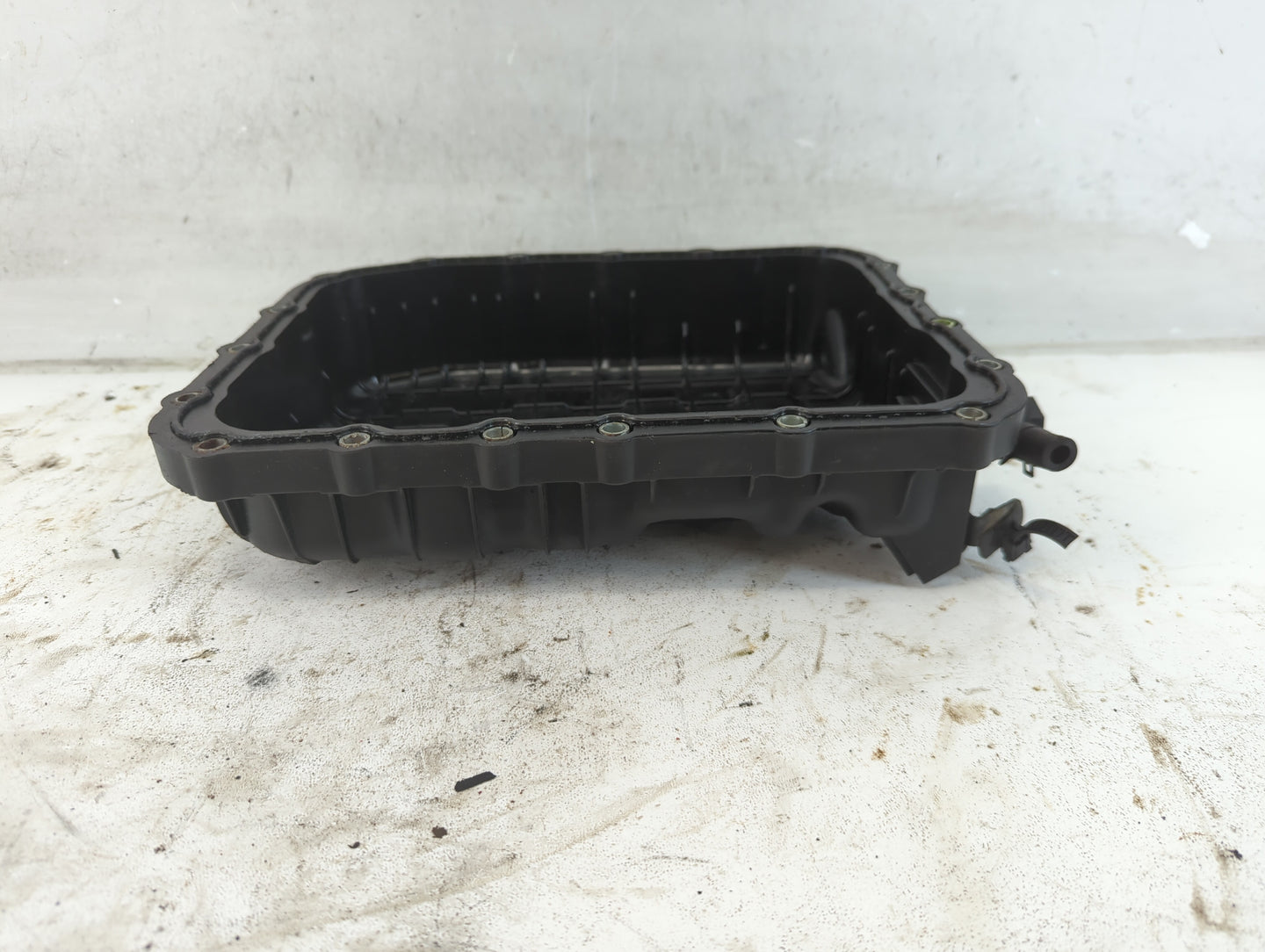 2012-2019 Hyundai Accent Engine Oil Pan Fits Fits 2010 2011 2012 2013 2014 2015 2016 2017 2018 2019 OEM Used Auto Parts - Oe