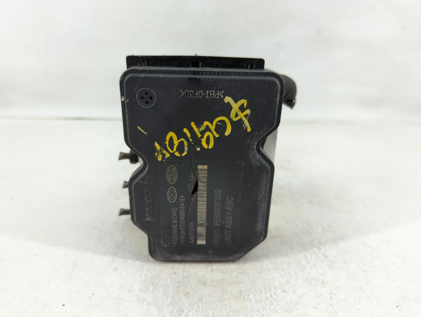 2012-2014 Hyundai Azera ABS Pump Control Module Replacement P/N:58920-3V300 Fits Fits 2012 2013 2014 OEM Used Auto Parts - O