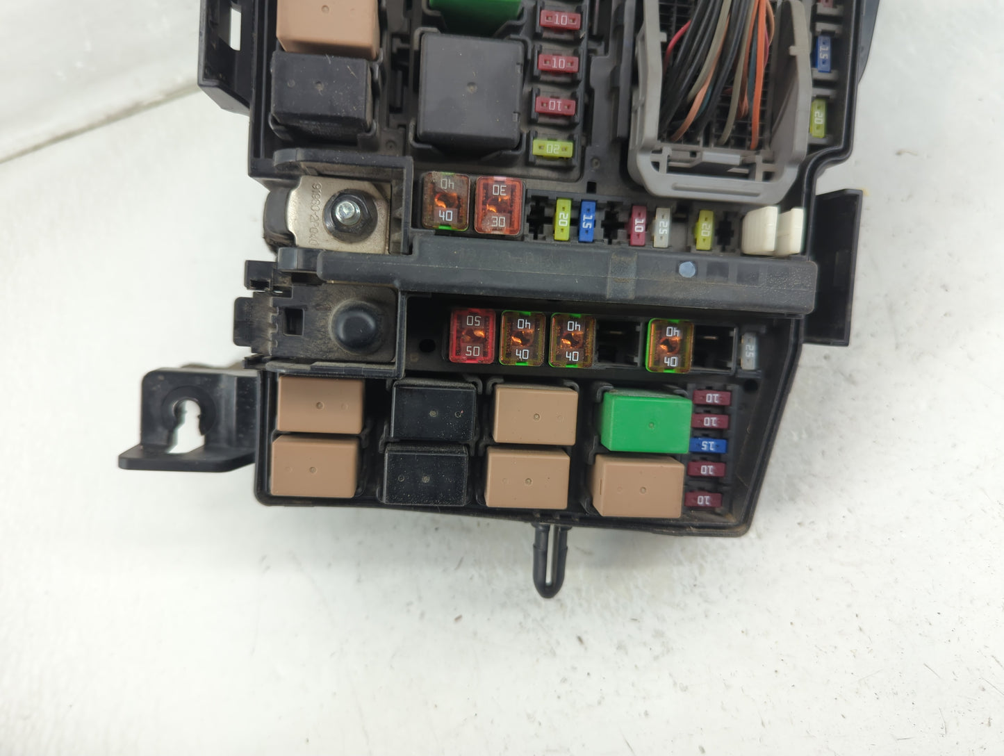 2014 Hyundai Azera Fusebox Fuse Box Panel Relay Module P/N:91950-2T810 Fits OEM Used Auto Parts - Oemusedautoparts1.com