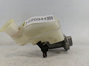 compare product 2012-2017 Hyundai Azera Brake Master Cylinder
