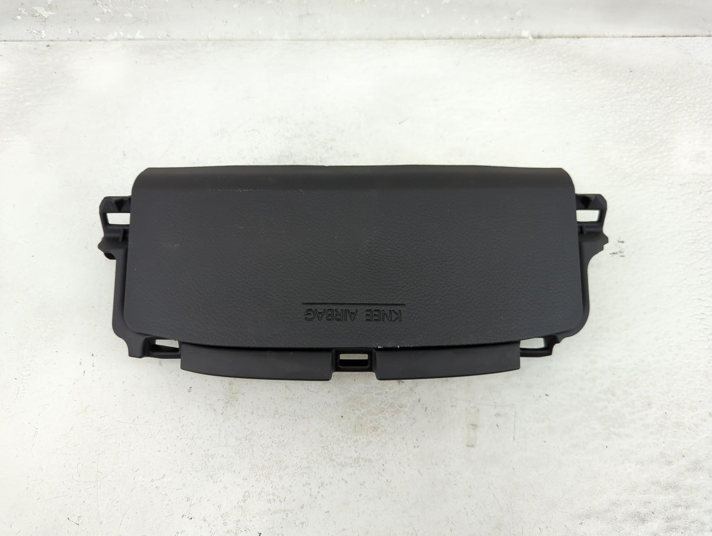 2013-2016 Hyundai Azera Air Bag Driver Left Knee OEM P/N:HGKA0E3EAY0099 Fits Fits 2013 2014 2015 2016 OEM Used Auto Parts - 