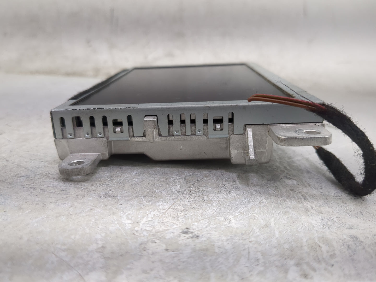 2013-2014 Hyundai Azera Information Display Screen - Oemusedautoparts1.com