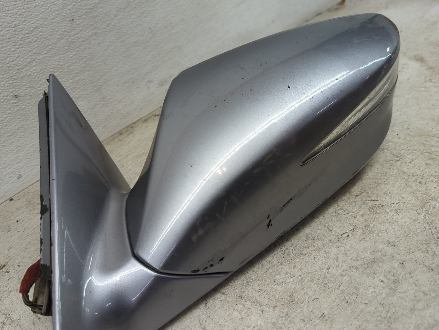 2014 Hyundai Azera Driver Side View Mirror - Left Door Mirror OEM Used - Oemusedautoparts1.com