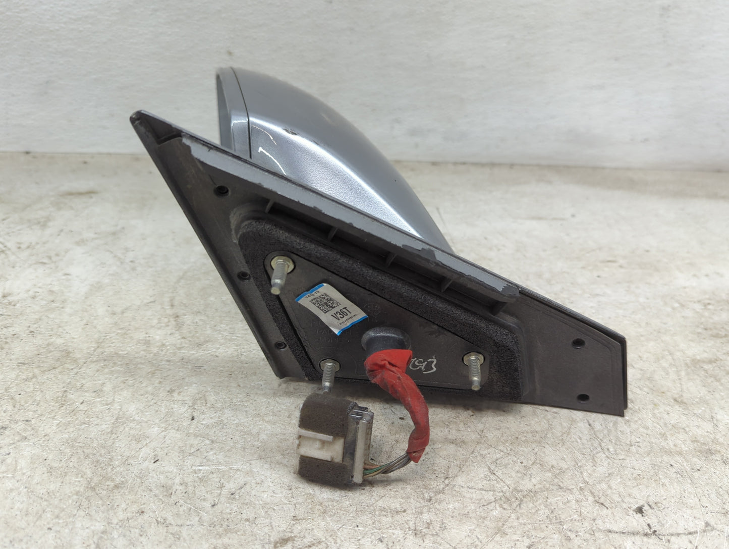 2014 Hyundai Azera Driver Side View Mirror - Left Door Mirror OEM Used - Oemusedautoparts1.com