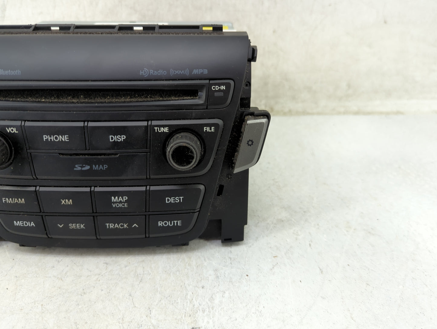 2014 Hyundai Azera Radio AM FM Cd Player Receiver Replacement P/N:96560-3V7104X AN242HGAN Fits OEM Used Auto Parts - Oemused