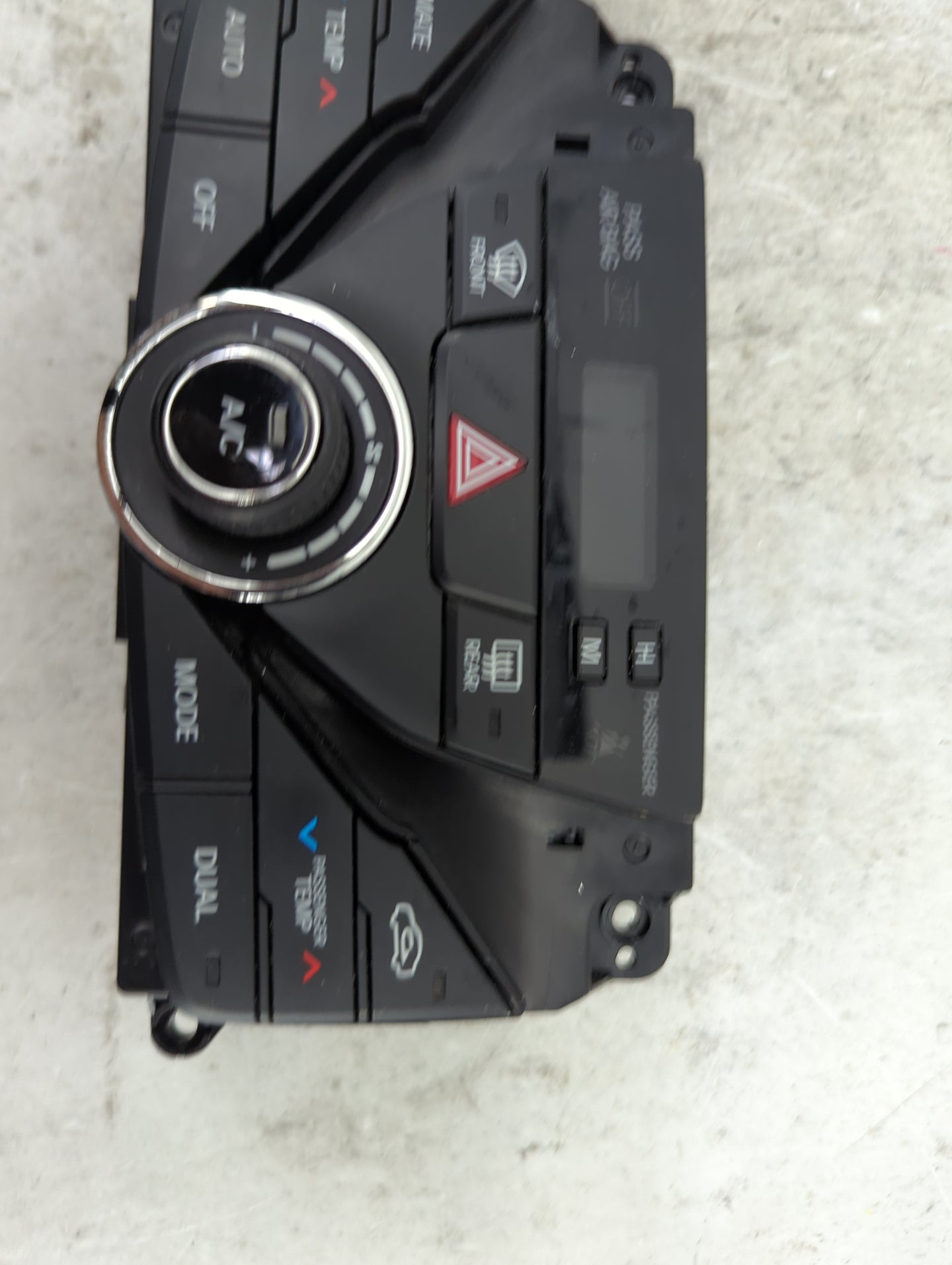 2012-2014 Hyundai Azera Climate Control Module Temperature AC/Heater Replacement P/N:97250-3V840 Fits Fits 2012 2013 2014 OE