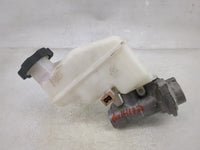 2012-2017 Hyundai Azera Brake Master Cylinder 1512578 - Oemusedautoparts1.com