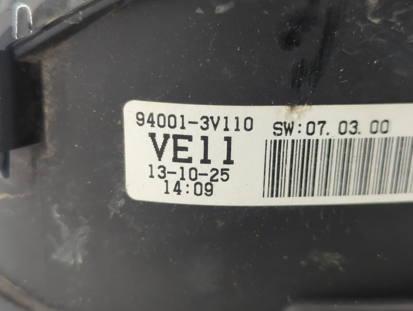 2014 Hyundai Azera Instrument Cluster Speedometer Gauges P/N:94001-3V110 Fits OEM Used Auto Parts - Oemusedautoparts1.com