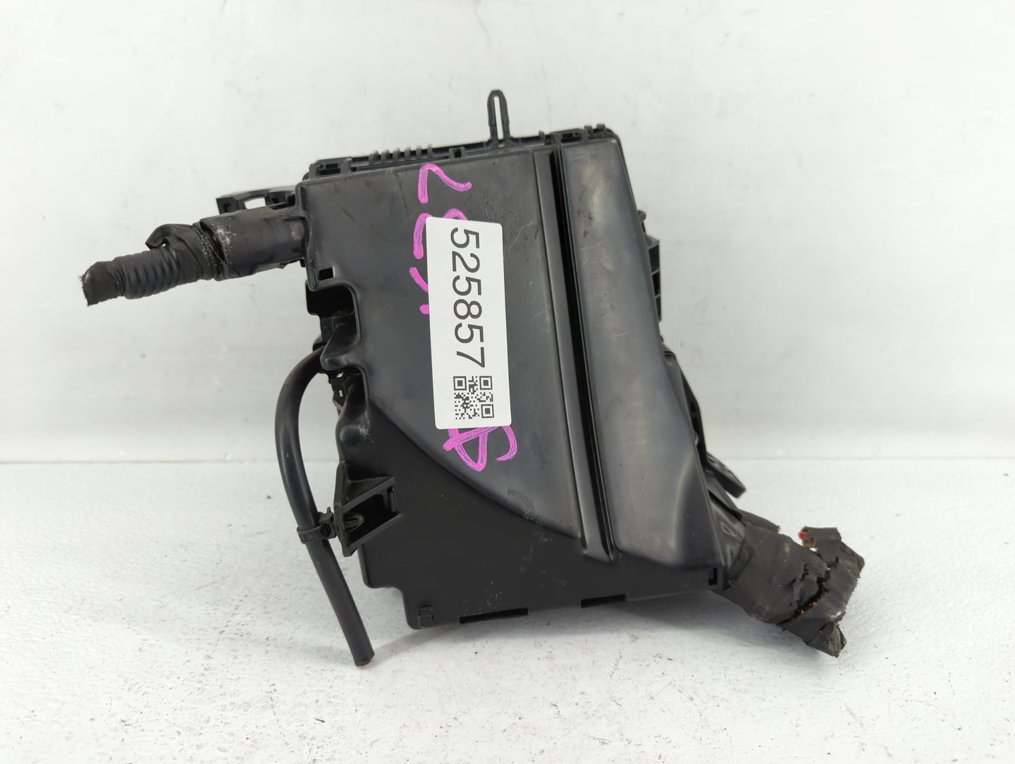 2014 Hyundai Azera Fusebox Fuse Box Panel Relay Module P/N:91208-3V010 1402140365 Fits OEM Used Auto Parts - Oemusedautopart