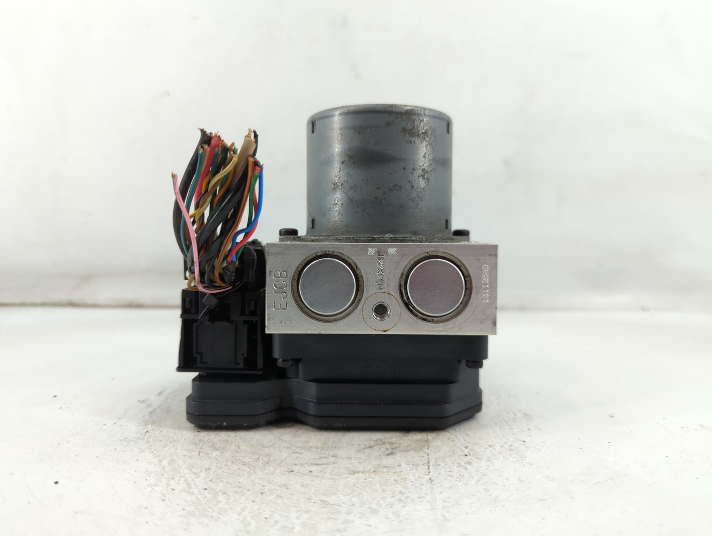 2012-2014 Hyundai Azera ABS Pump Control Module Replacement P/N:58920-3V300 Fits Fits 2012 2013 2014 OEM Used Auto Parts - O