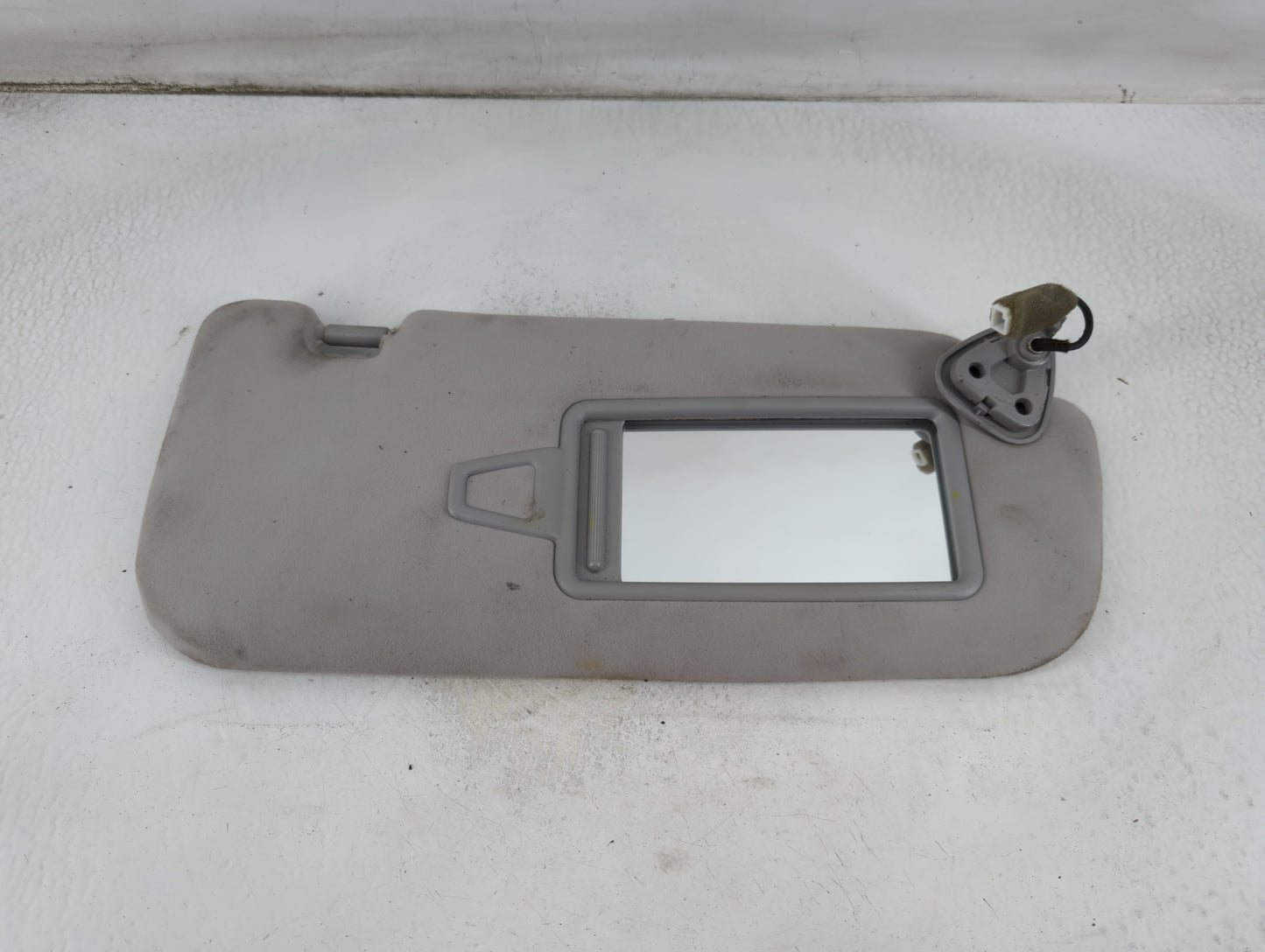 2012-2017 Hyundai Azera Sun Visor Shade Replacement Passenger Right Mirror Fits Fits 2012 2013 2014 2015 2016 2017 OEM Used 
