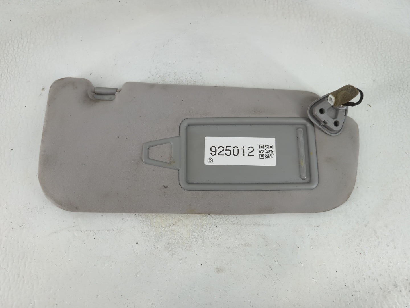 2012-2017 Hyundai Azera Sun Visor Shade Replacement Passenger Right Mirror Fits Fits 2012 2013 2014 2015 2016 2017 OEM Used 