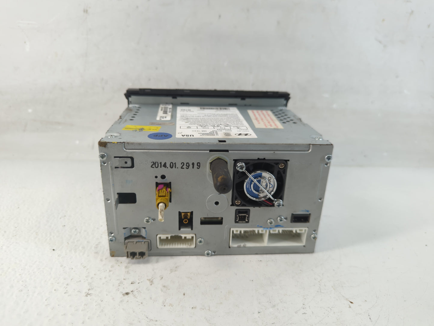 2012-2014 Hyundai Azera Radio AM FM Cd Player Receiver Replacement P/N:96560-3V7104X Fits Fits 2012 2013 2014 OEM Used Auto 