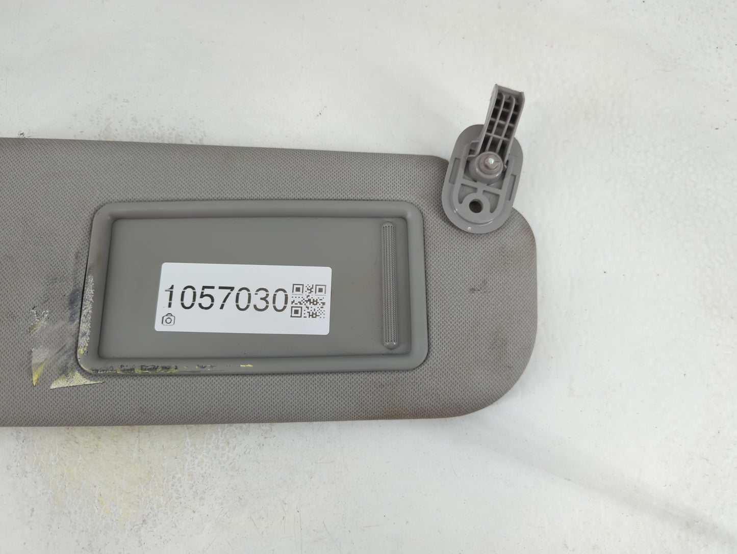 2014-2016 Hyundai Elantra Sun Visor Shade Replacement Passenger Right Mirror Fits Fits 2014 2015 2016 OEM Used Auto Parts - 