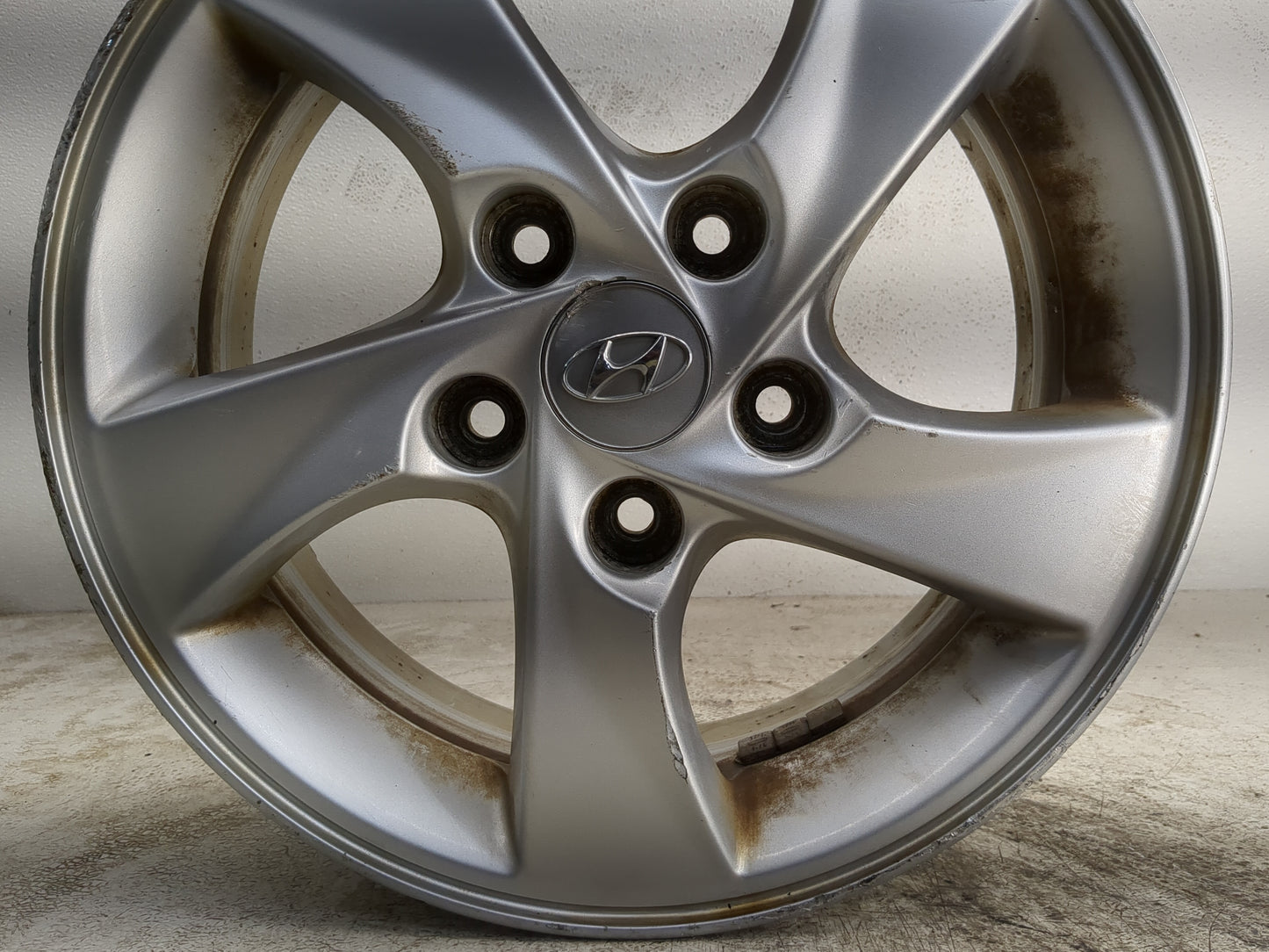 2014-2016 Hyundai Elantra Oem Wheel Rim - Oemusedautoparts1.com