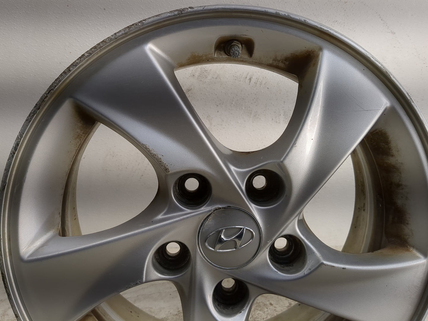 2014-2016 Hyundai Elantra Oem Wheel Rim - Oemusedautoparts1.com
