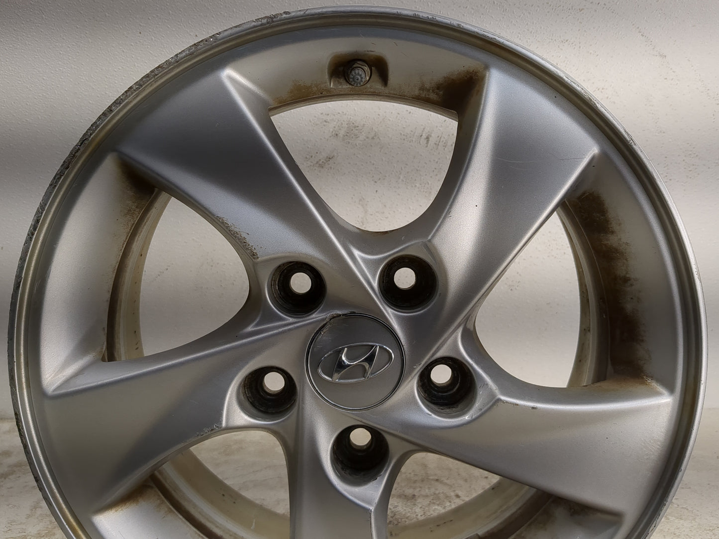 2014-2016 Hyundai Elantra Oem Wheel Rim - Oemusedautoparts1.com
